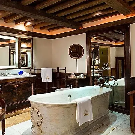 Ξενοδοχείο Chateau De Bagnols 5*