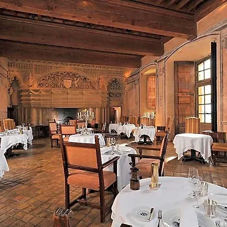 Chateau De Bagnols Отель 5*