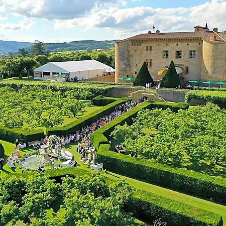 Chateau De Bagnols 5* Moire