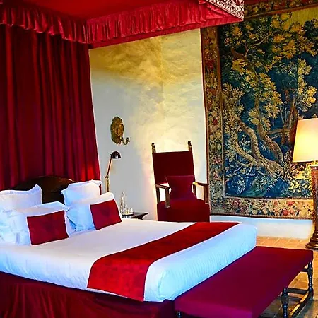 Chateau De Bagnols Moire